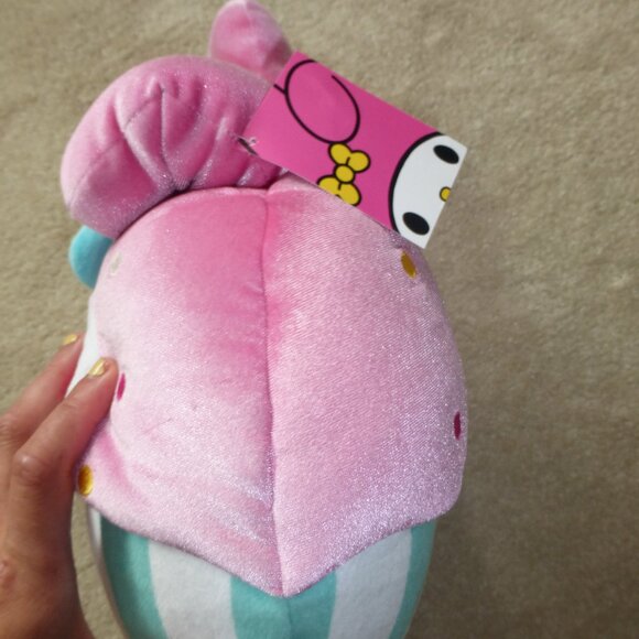 NWT SANRIO My Melody cupcake plush - Picture 11 of 12